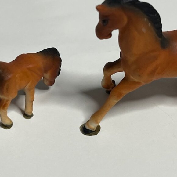 VTG Miniature Mama Horse & Colt Porcelain Figurines Brown Black - Picture 10 of 13